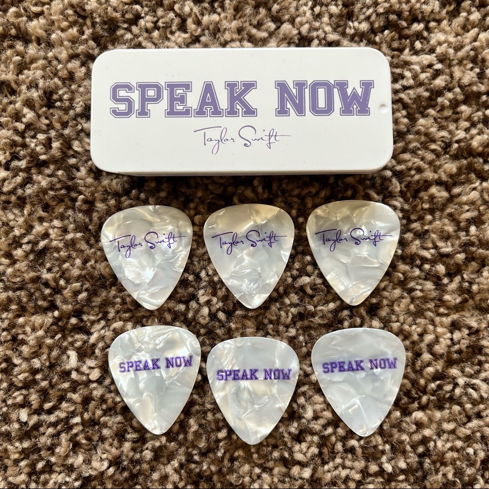 NEW Taylor Swift Speak Now Guitar Picks